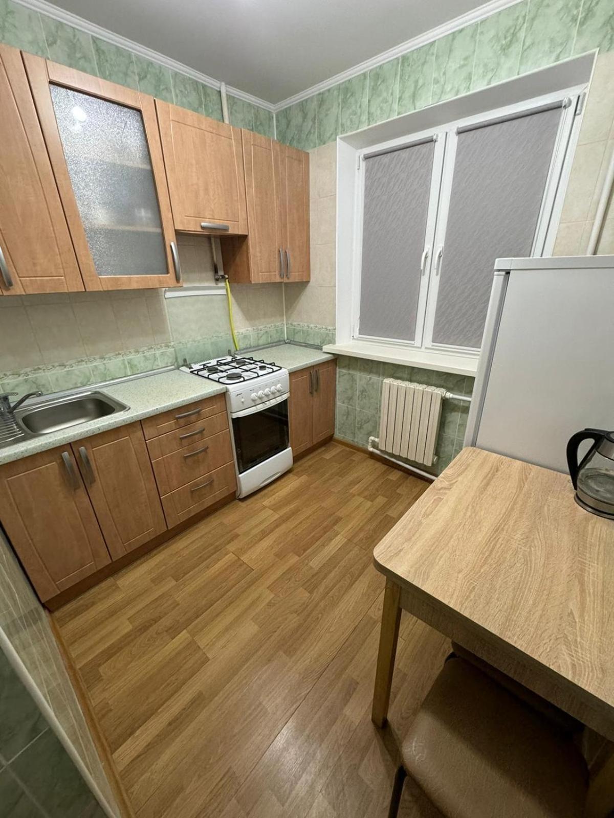 Apartament Str Grenoble 키시나우 외부 사진